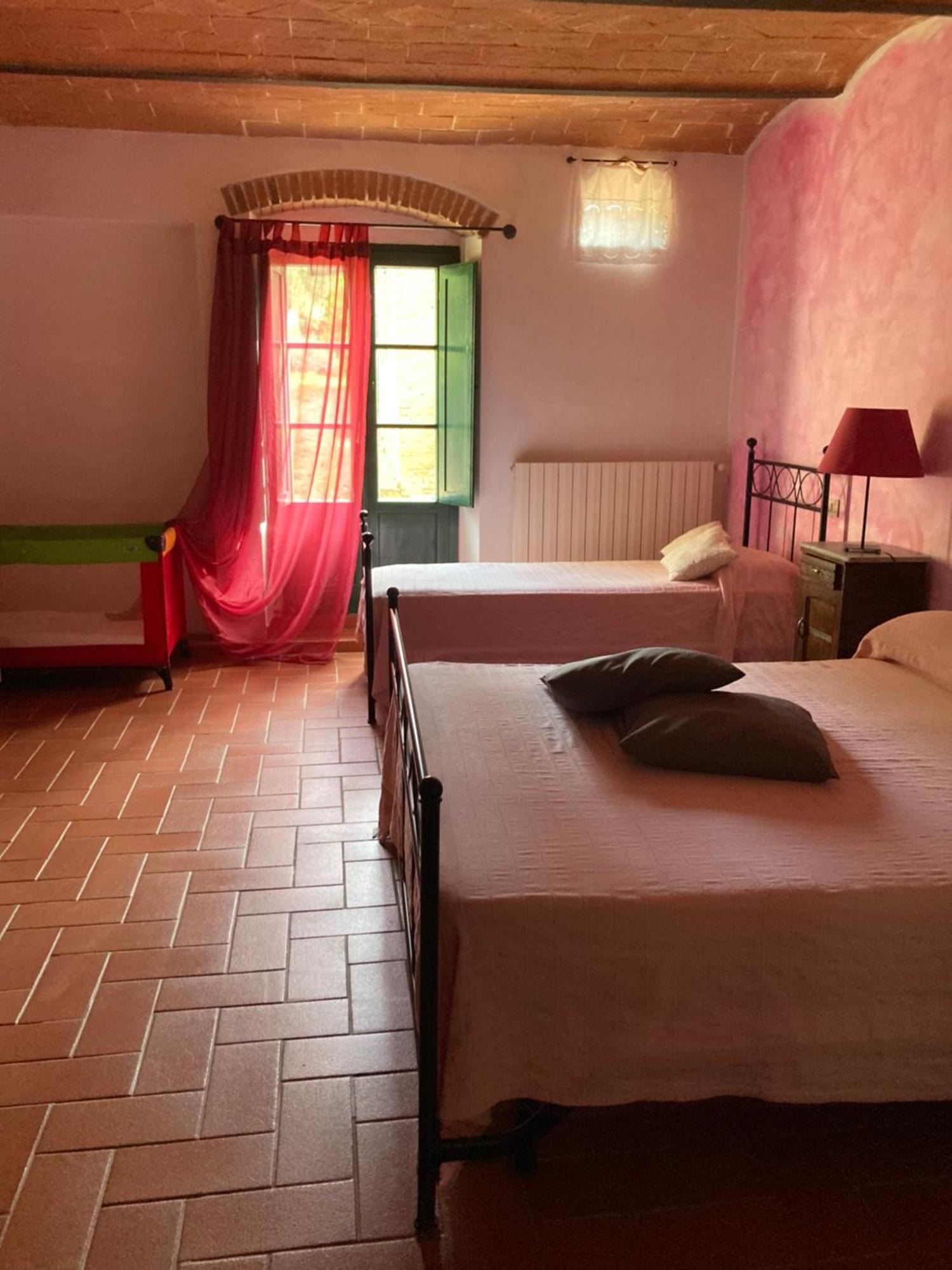 Agriturismo Le Colline مونتيسكودايو المظهر الخارجي الصورة