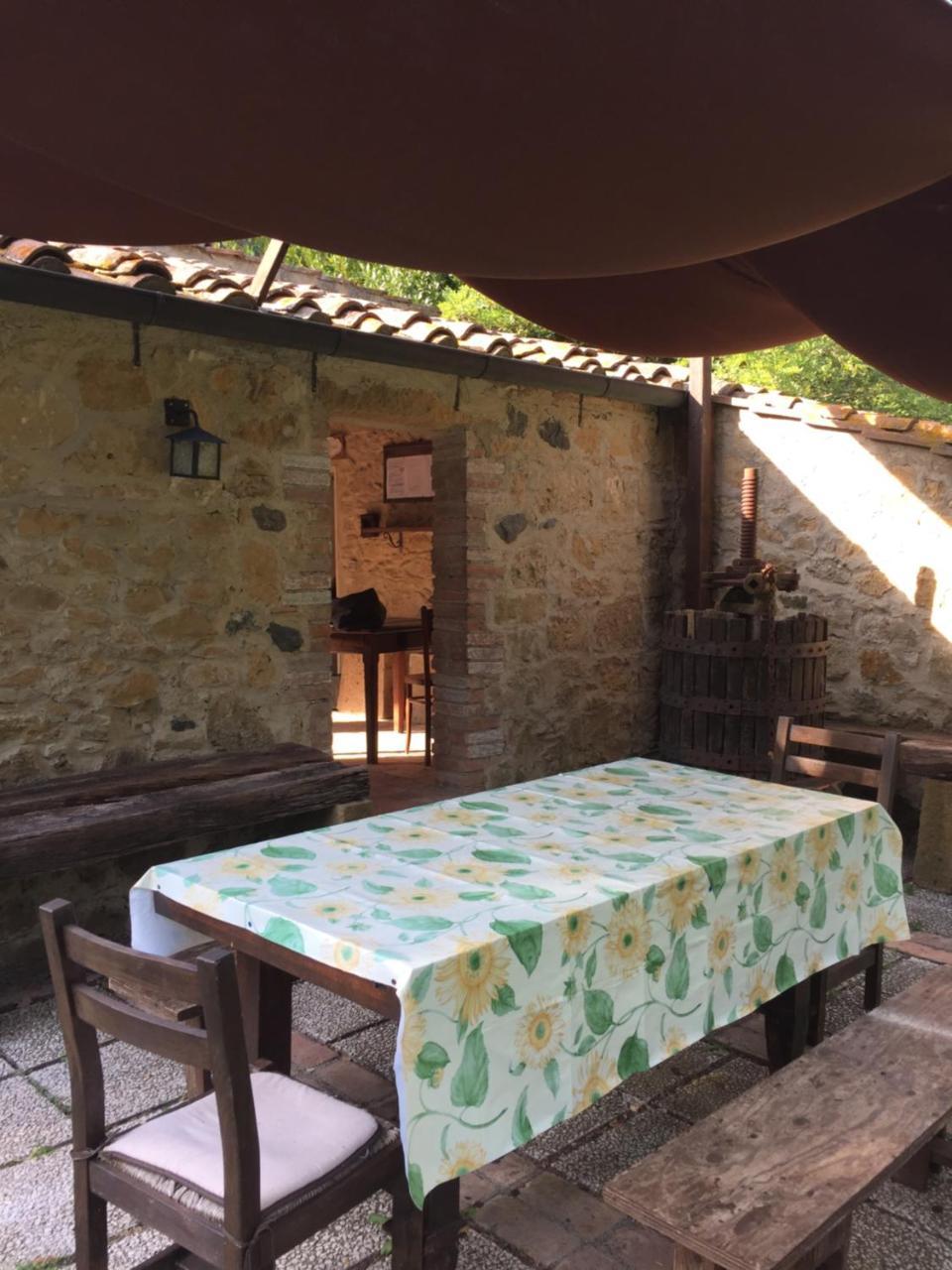Agriturismo Le Colline مونتيسكودايو المظهر الخارجي الصورة